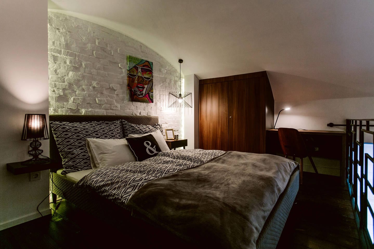BB King — Airbnb — 11